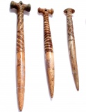 молоточковидные булавки – предметы культа кость, II - I тыс. до н.э 
