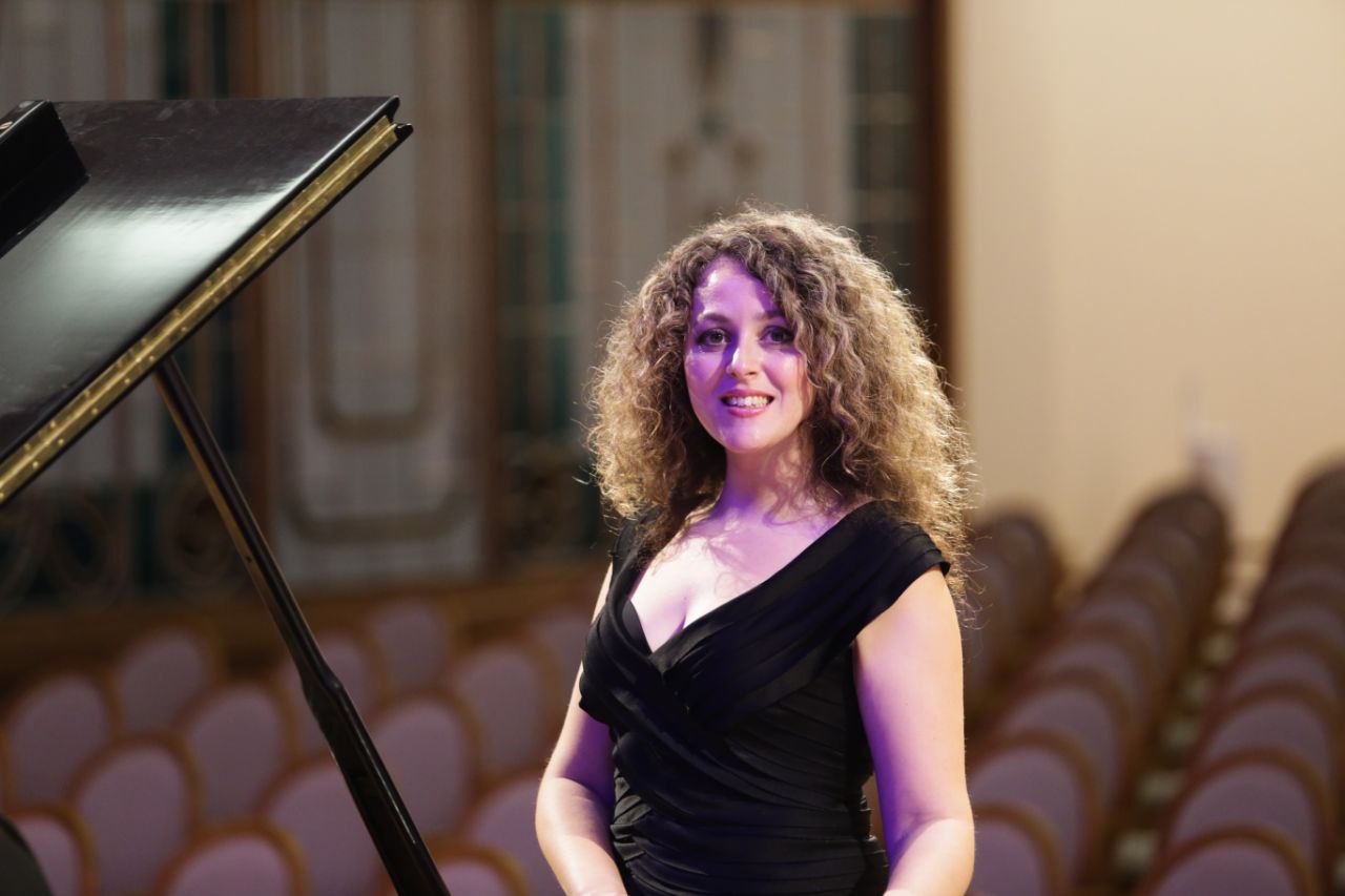 «Черно-белая палитра»