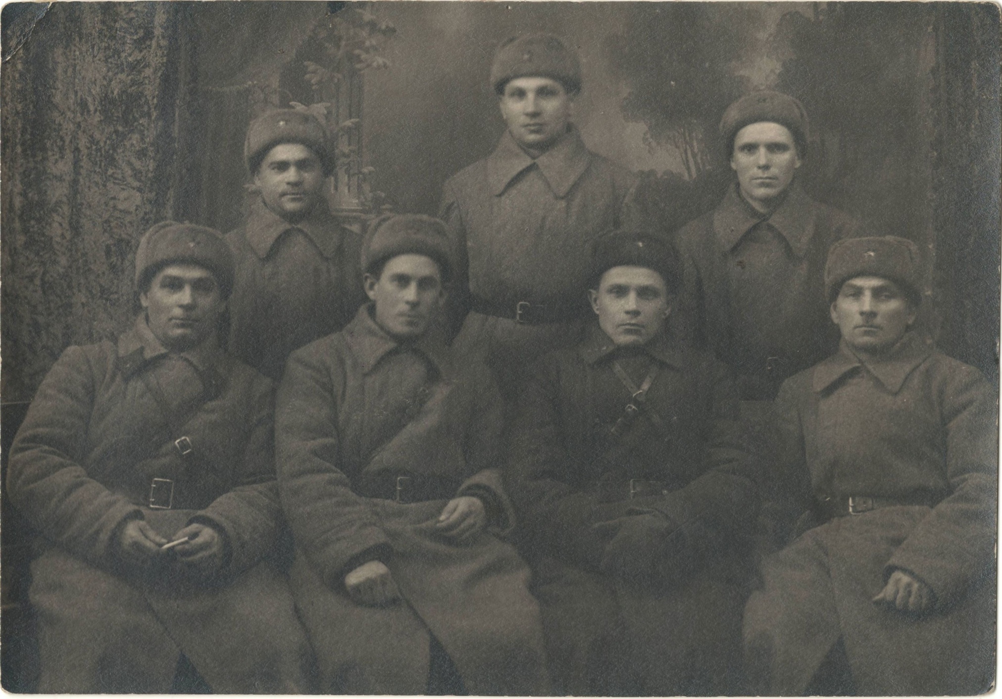 Фотография «Группа командиров Ростовского стрелкового полка народного ополчения». Ростов-на-Дону. 1941 год